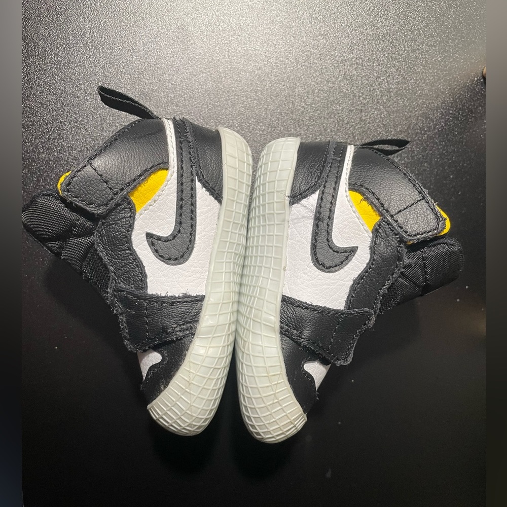 Size 3c Jordan 1’s - Like new, worn once - no box.